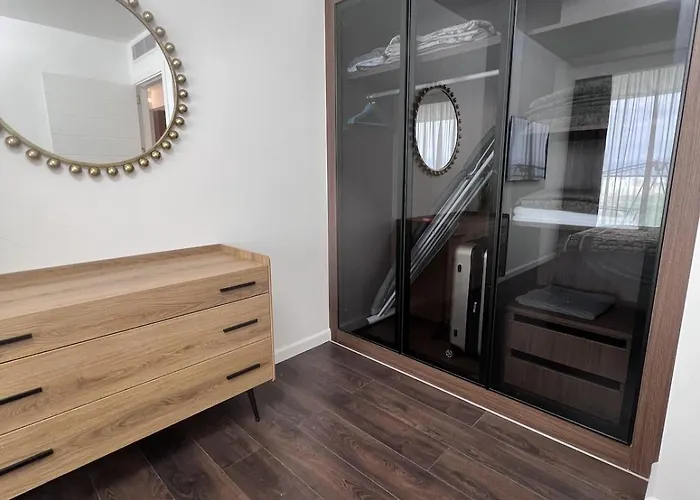 премиум с 1 спальней в Grand Sapphire Apartment *